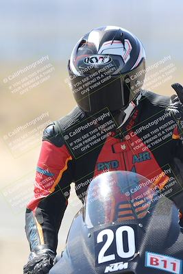 media/Oct-02-2025-Racers Edge (Thu) [[2c91cb6ab3]]/3-B Group/Session 3-Turn 16 (12pm)/